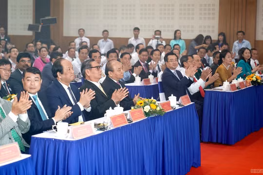 Quang cảnh Hội nghị “Kiên Giang - Tiềm năng, cơ hội đầu tư và phát triển bền vững”. (Ảnh: VGP)