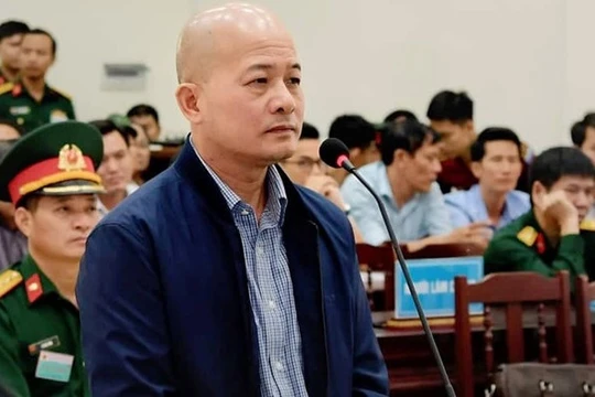 Bị cáo Đinh Ngọc Hệ (tức Út "trọc"). Ảnh: T.P.