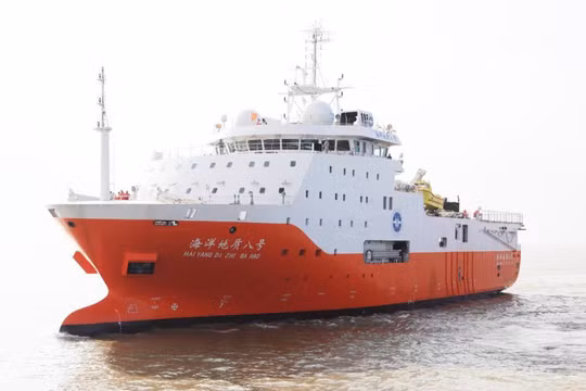 Tàu khảo sát Hải Dương Địa Chất 8. Ảnh: Cục Khảo sát Địa chất Trung Quốc.