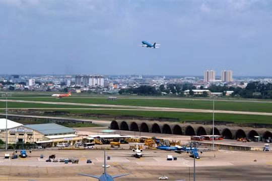 Cạnh tranh hàng không nội địa: Không đánh đổi an toàn lấy tăng trưởng