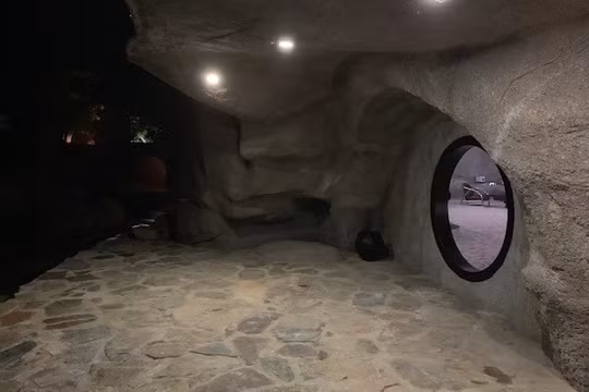 Hang đá M'Drắk - nơi Đặng Lê Nguyên Vũ "thông linh" 6 năm nay