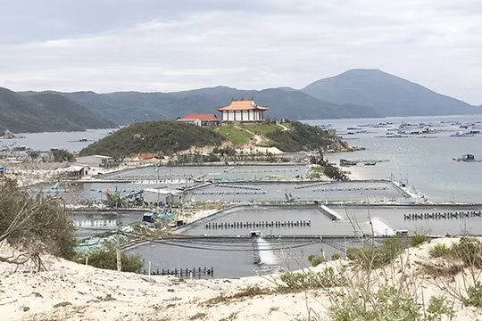 Một góc vịnh Vân Phong. (Ảnh: Báo Khánh Hòa)