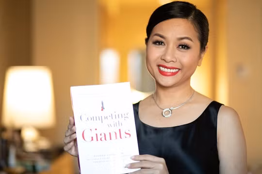 Doanh nhân Trần Uyên Phương, CEO của tập đoàn Tân Hiệp Phát .