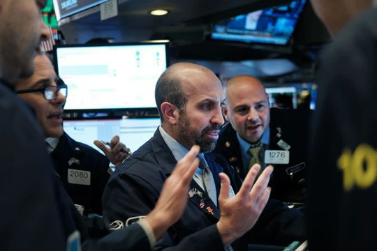 Chứng khoán Mỹ hồi phục nhẹ nhưng vẫn ghi nhận đà giảm theo tuần mạnh nhất kể từ năm 2011