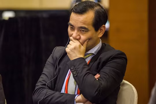 Tin Tòa án Thượng Hải phán quyết buộc Ngô Tiểu Huy phải giao nộp hơn 75,2 tỷ NDT ngoài 10,5 tỷ NDT tài sản bị tịch thu gây rúng động dư luận.Ảnh: Đa Chiều