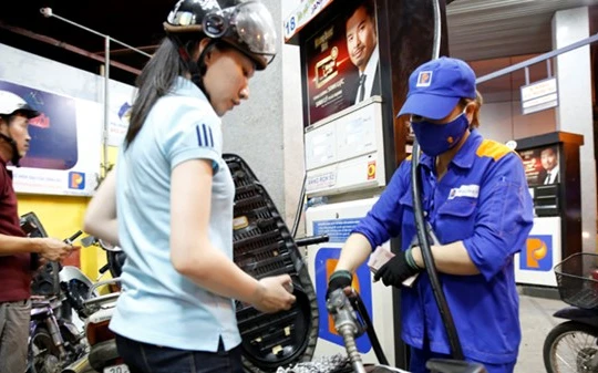 Giá xăng RON92 tăng 492đ/lít - Ảnh: Bộ Công thương