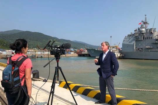 Tàu sân bay USS Carl Vinson