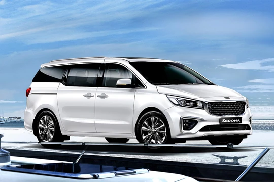 Kia Sedona mới thu hút sự quan tâm của khách hàng Việt dù chưa chính thức ra mắt