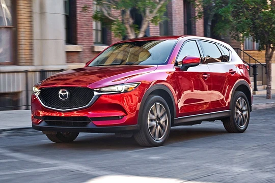 Mazda CX-5 đang thống trị phân khúc xe CUV5 chỗ tại Việt Nam.