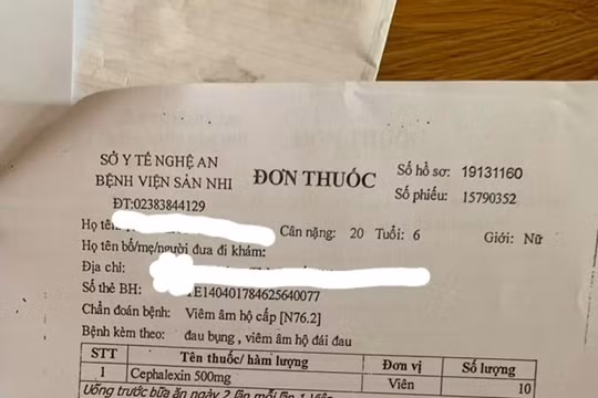 Đơn thuốc của Bệnh viện Sản Nhi Nghệ An chẩn đoán cháu bé bị viêm âm hộ cấp