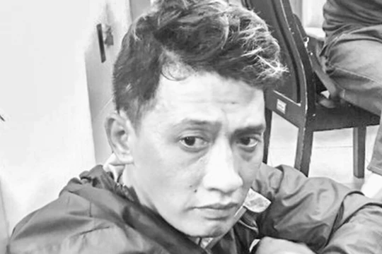 Dối tượng Lê Hữu Tuấn (hay gọi là “Tí Nị”, SN 1986, ngụ quận Bình Thạnh)