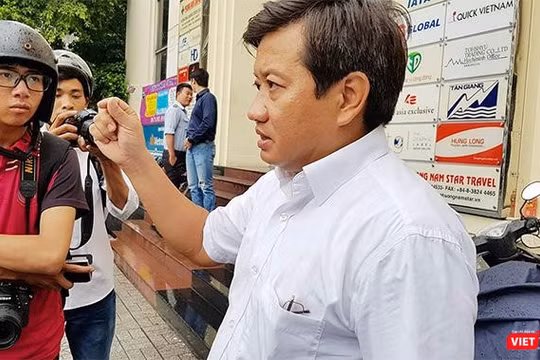 Ông Đoàn Ngọc Hải thời điểm đang xuống đường dẹp nạn lấn chiếm vỉa hè, lòng đường ở Q.1, TP.HCM. Thái độ kiên quyết của ông gây hiệu ứng đến nhiều địa phương ở TP.HCM và các tỉnh thành khác trong cả nước.