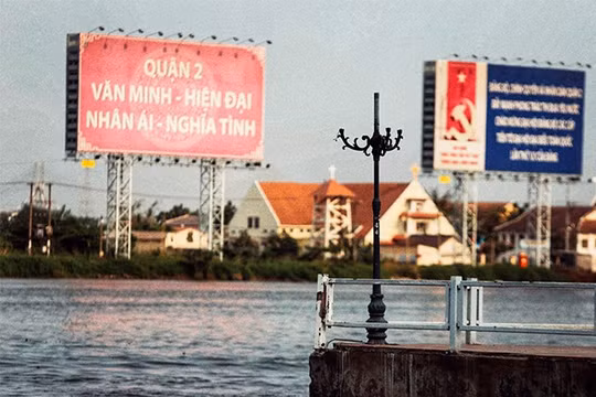 Quận 2, TP.HCM, từng được quy hoạch thành khu đô thị hiện đại, là trung tâm tài chính phố Đông sông Sài Gòn, với tên Khu đô thị mới Thủ Thiêm. Ảnh: Mai Kỳ.