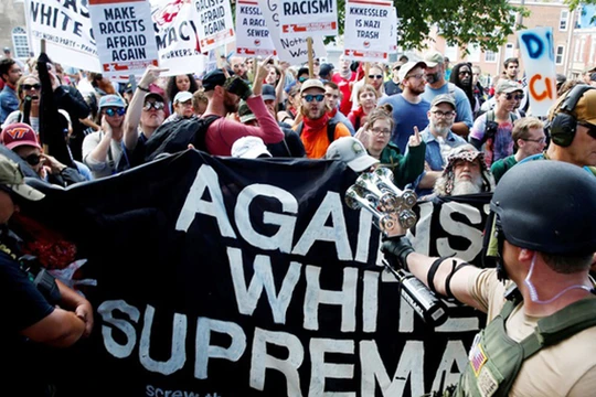 Một cuộc biểu tình của những người theo Antifa. Ảnh: Reuters.