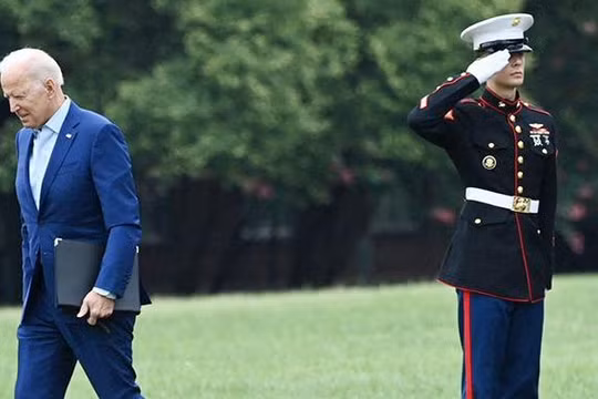 Tổng thống Biden đang là tâm điểm chỉ trích của dư luận vì cuộc rút quân thất bại khỏi Afghanistan. Ảnh: AP