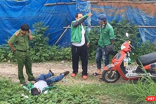 Hiện trường nơi người dân phát hiện anh H.bị bất tỉnh.