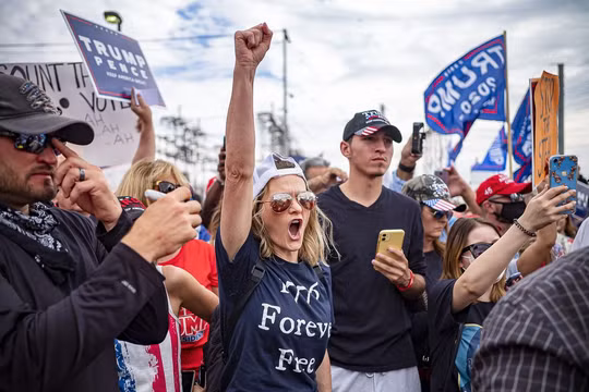 Truyền thông Mỹ không đưa tin về các vụ bạo lực nhắm vào những người ủng hộ Tổng thống Trump.