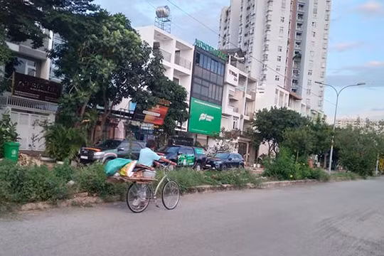 Cuộc sống ở "vùng xanh" thuộc phường An Phú (Khu vực 1 (Q.2 cũ), TP. Thủ Đức, TP.HCM) im lìm đã nhiều tháng nay. Ảnh: GVT.