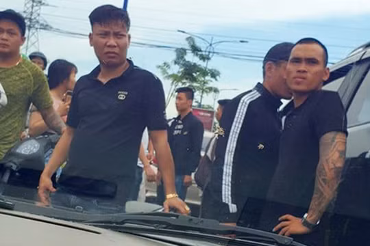 Nhóm giang hồ vây xe vì xô xát sau bữa nhậu ở Đồng Nai.