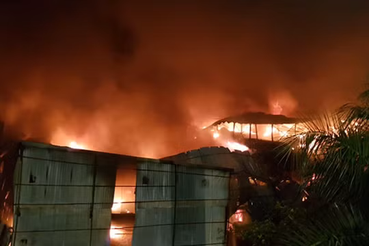 Vụ cháy đã xảy ra gần một tuần những người dân vẫn dài cổ chờ kết luận chính xác.