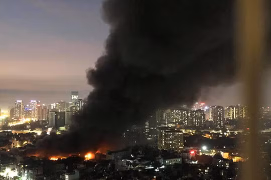 Rất nhiều cơ sở sản xuất công nghiệp và nhà xưởng của người dân ở khu dân cư trong nội đô tiềm ẩn nguy cơ cháy, nổ cao.