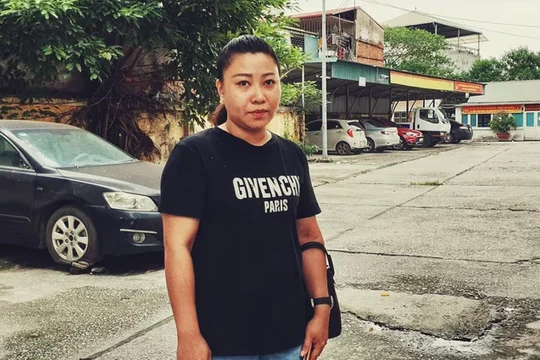 Hình ảnh nữ Đại úy Lê Thị Hiền khi mới đi làm trở lại.