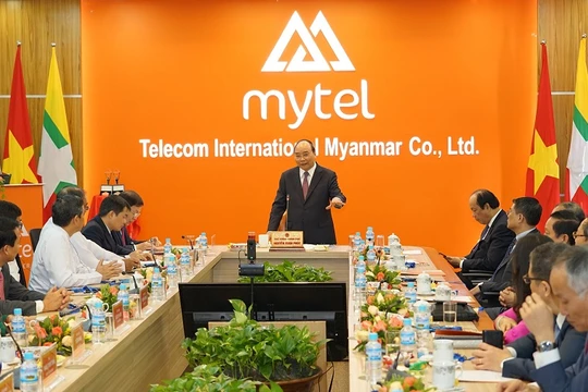 Thủ tướng Nguyễn Xuân Phúc phát biểu tại buổi làm việc.