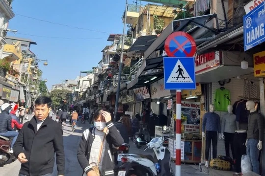 Hàng Ngang, Hàng Đào, Lê Thái Tổ là 3 tuyến phố được định giá cao nhất tại Thủ đô. Ảnh: Lao động Thủ đô.