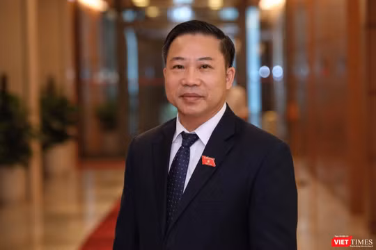 ĐBQH Lưu Bình Nhưỡng cho rằng cần làm rõ nguồn gốc khối tài sản khổng lồ mà Đại đức Thích Thanh Toàn đang nắm giữ làm của riêng.