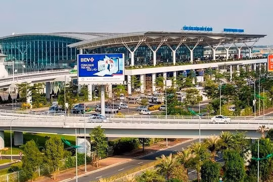 Phó Thủ tướng Trịnh Đình Dũng chỉ đạo các Bộ ngành, địa phương liên quan hoàn thiện phương án điều chỉnh Quy hoạch Cảng hàng không quốc tế Nội Bài.