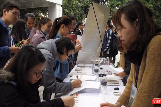 38% nhà tuyển dụng cho biết nhân viên chỉ làm việc “từ 1 - 2 năm”. Ảnh minh họa: Ánh Dương