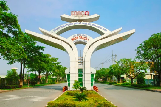 Gom 8% cổ phần IDC, Coteccons lấn sân bất động sản khu công nghiệp