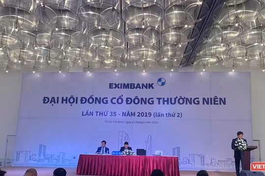 Một phiên họp ĐHĐCĐ của Eximbank năm 2019