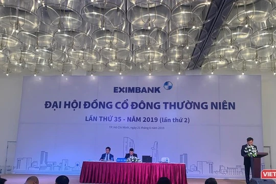 Một phiên họp ĐHĐCĐ của Eximbank năm 2019