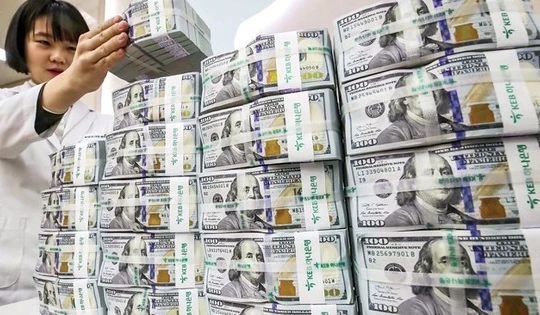 Việt Nam có lợi thế trong thế giới nợ nần