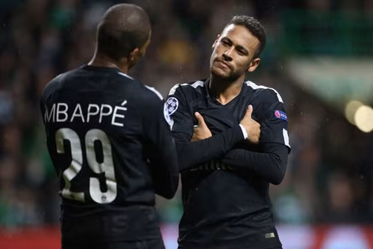 Neymar và Mbappe đều chuyển đến PSG vào hè 2017 lần lượt với tư cách cầu thủ đắt nhất và đắt nhì thế giới bóng đá. Ảnh PSG.