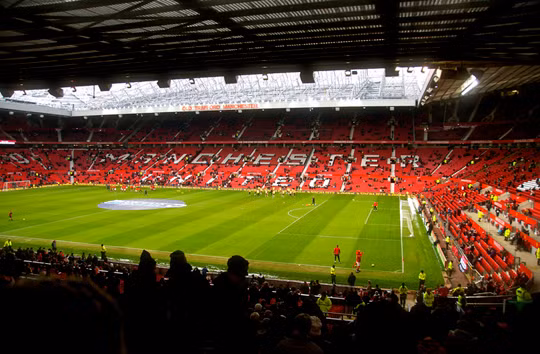 Những fan hâm mộ MU cũng không ngờ Ole đã giúp cho "Nhà hát của những giấc mơ" sớm trở lại cuộc đua Pemier League sớm như thế. Ảnh CLB