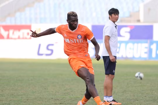 Chất lượng các ngoại binh đang là mối lo cho HLV Lê Huỳnh Đức. Ảnh ĐNFC.