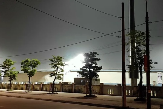 Đèn đã sáng, liệu Hồng Lĩnh Hà Tĩnh có đổi vận được hay không? Ảnh VT.