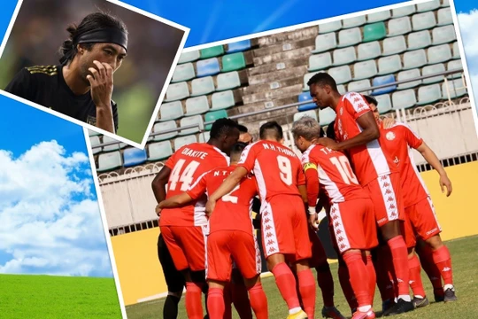 Dường như hàng công dù có Công Phượng, Matias, Prodell, Amido Blade, Xuân Nam, Quang Nam của TP.HCM đã không làm cho HLV Chung Hae-seong yên tâm. Ảnh AT