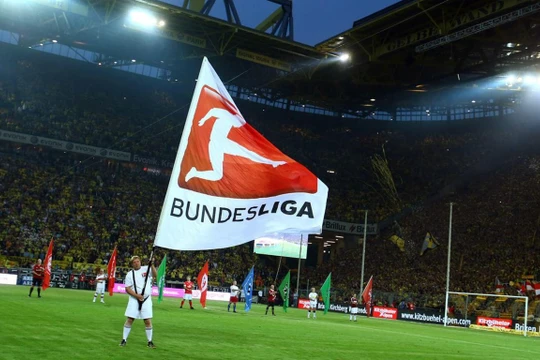 Bundesliga trở lại là tin vui đối với toàn thể người hâm mộ bóng đá thế giới. Ảnh AP.