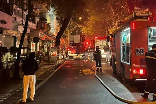 Thủ tướng yêu cầu điều tra làm rõ nguyên nhân vụ cháy ở Hàng Lược khiến 4 người tử vong