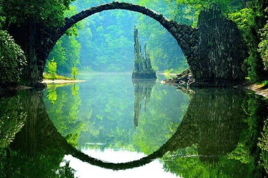 Đây là những kỳ quan lạ lùng nhất thế giới bạn nên ghé thăm