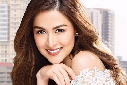 Mỹ nhân Marían Rivera (ảnh: Elle)