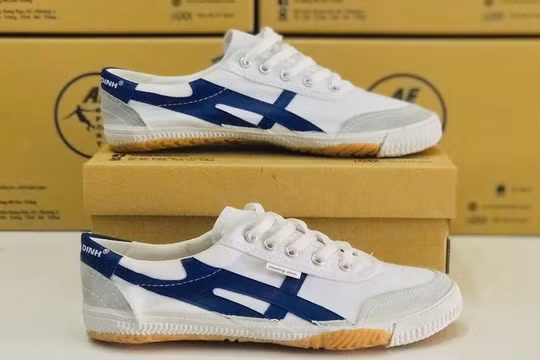 Giày Thượng Đình gặp khó khăn trong kinh doanh. Ảnh: GTĐ.