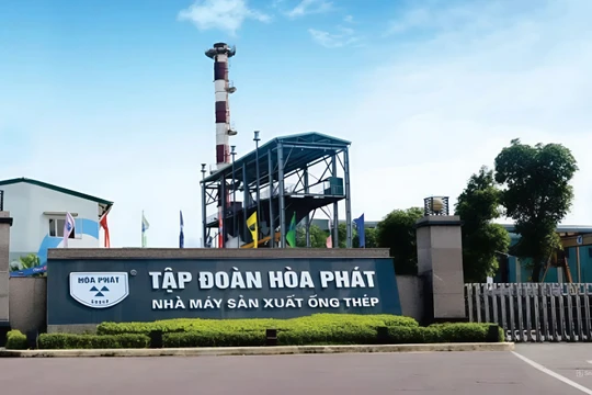 Hòa Phát và 4 doanh nghiệp bị Ủy ban Chứng khoán Nhà nước xử phạt 
