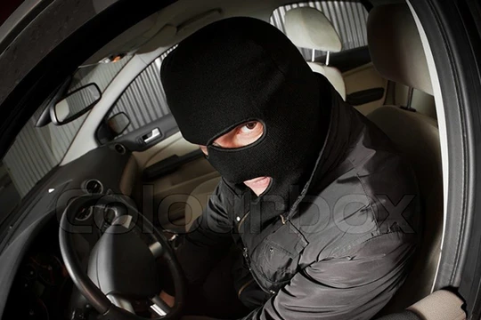 Cảnh báo: Xuất hiện "công nghệ" mới trộm xe ô tô khởi động bằng nút bấm