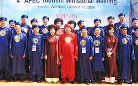 Tỉnh Quảng Nam sẽ là địa phương đăng cai “Hội nghị Bộ trưởng Tài chính APEC" và Chương trình tham quan dành cho phu nhân/phu quân của người đứng đầu 21 nền kinh tế APEC, cùng các đại biểu tham dự Tuần lễ cấp cao APEC 2017