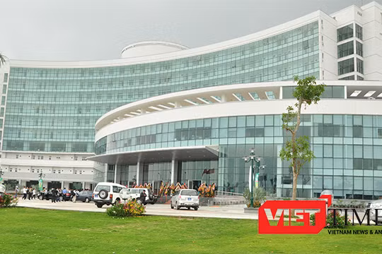 Cuối ngày 27/6, UBND TP Đà Nẵng công bố kết luận Thanh tra về những sai phạm tại Bệnh viện Ung thư Đà Nẵng có dấu hiệu phạm tội và đề nghị chuyển hồ sơ sang Cơ quan Cảnh sát điều tra để làm rõ.