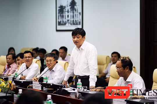 Ông Đặng Việt Dũng, Phó Chủ tịch UBND TP Đà Nẵng phát biểu tại buổi làm việc